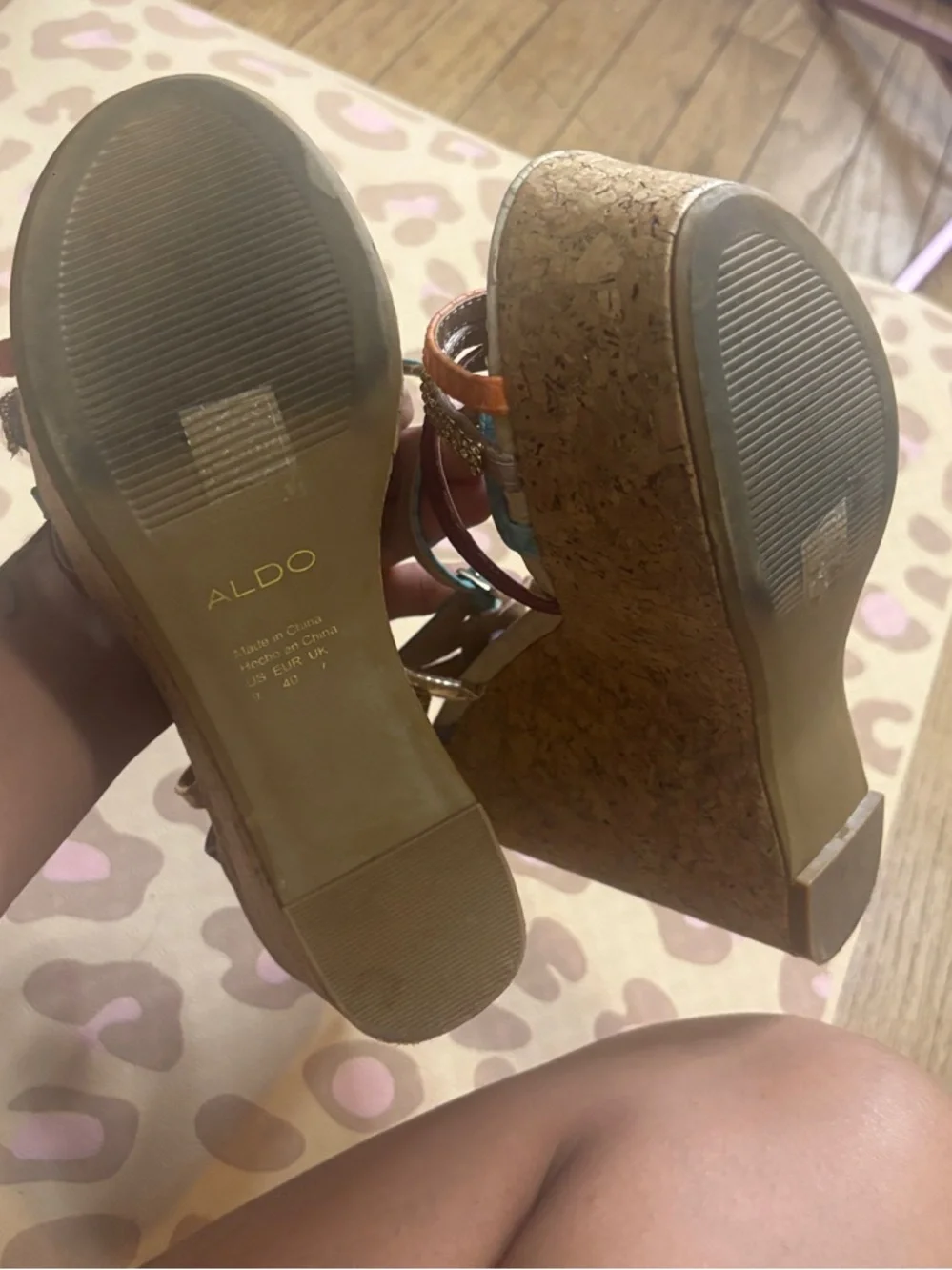N/A stylish women
